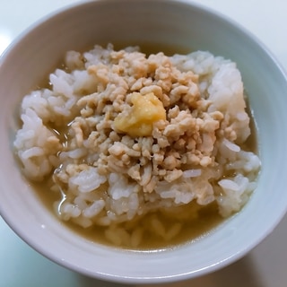 生姜風味の鶏ミンチ出汁茶漬け